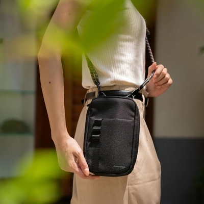 MONOCOZZI Bon Voyage Crossbody Sacoche [Colour:Black]